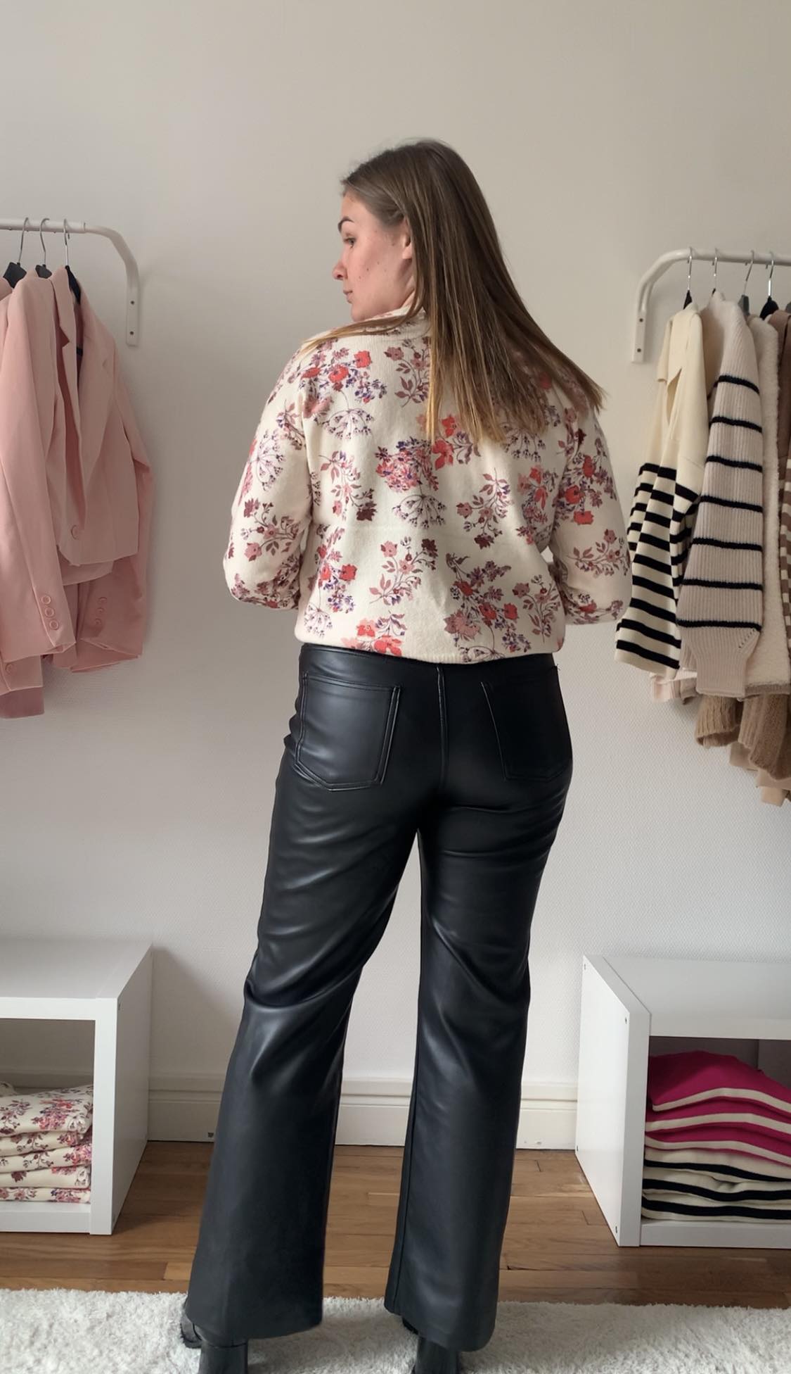 PANTALON EN SIMILI CUIR