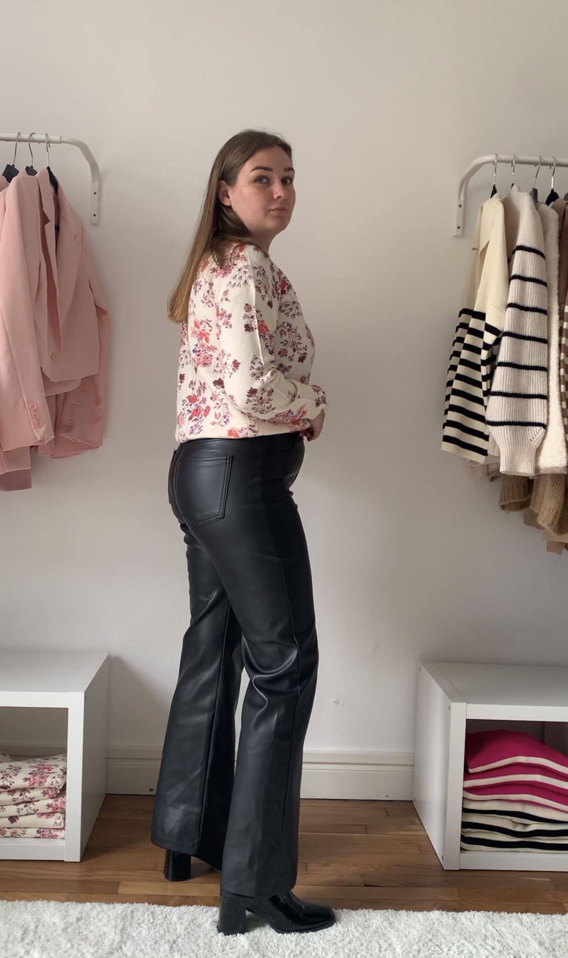 PANTALON EN SIMILI CUIR