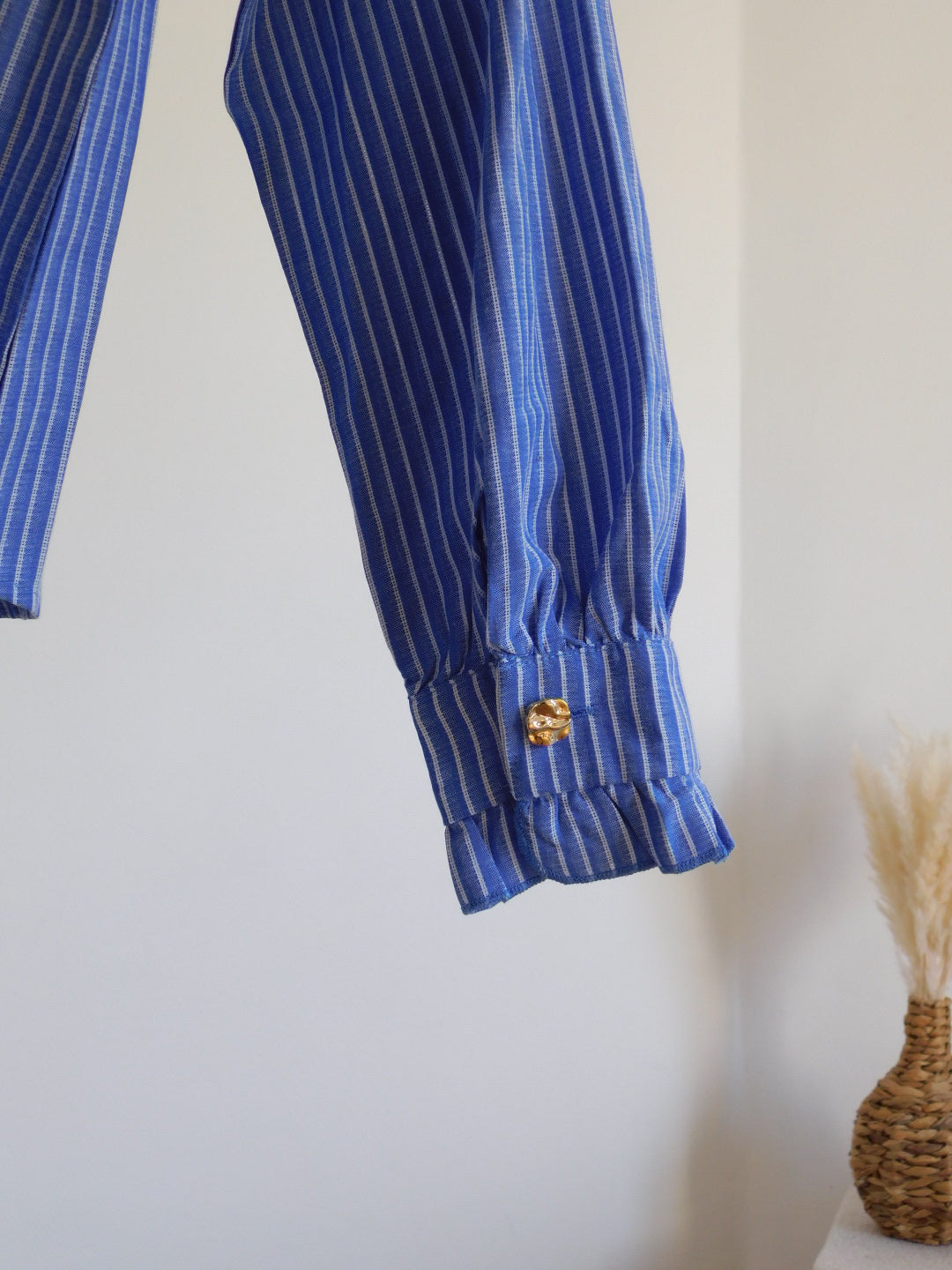 CHEMISE A FINES RAYURES