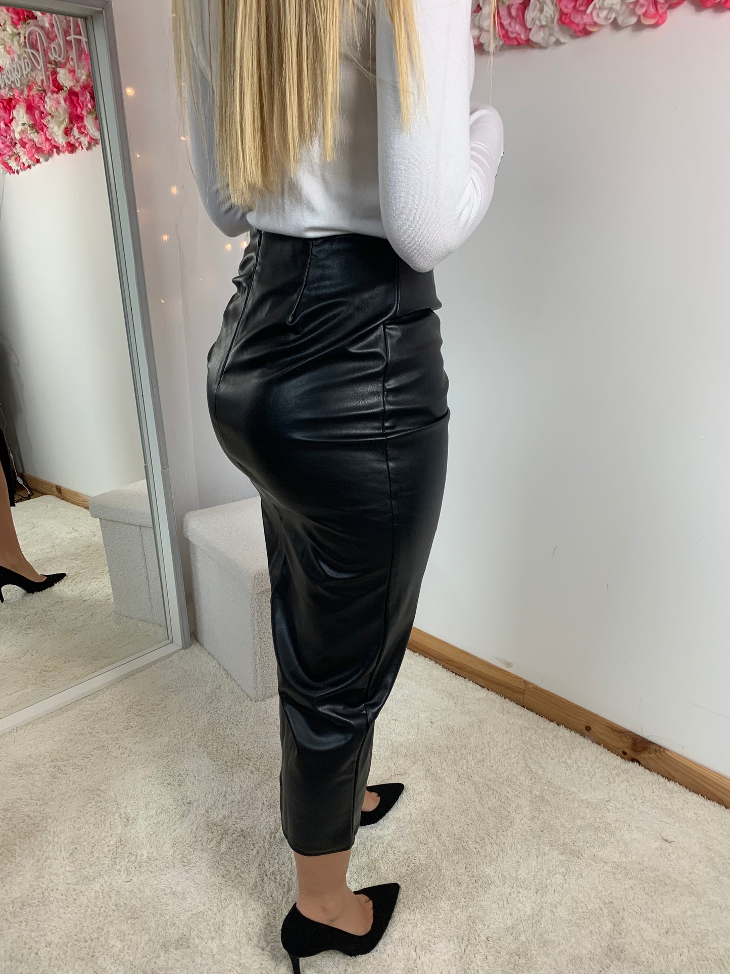 JUPE LONGUE EN CUIR