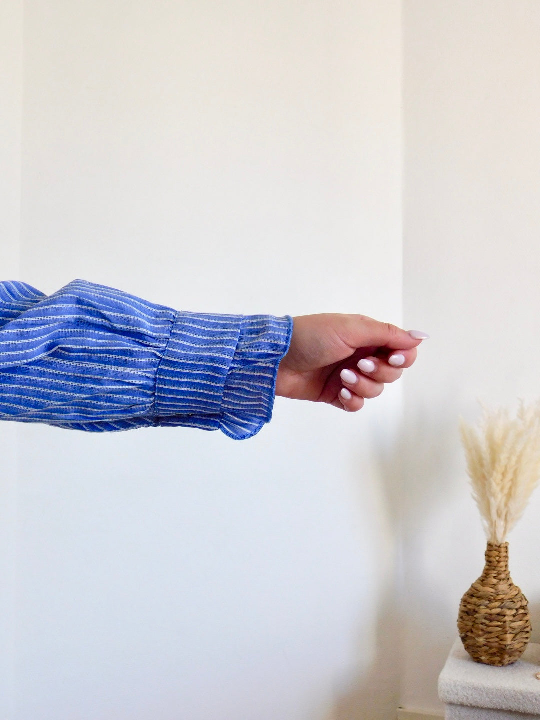 CHEMISE A FINES RAYURES