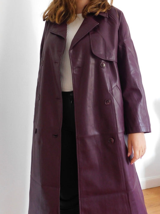 TRENCH EN SIMILI CUIR - BORDEAUX